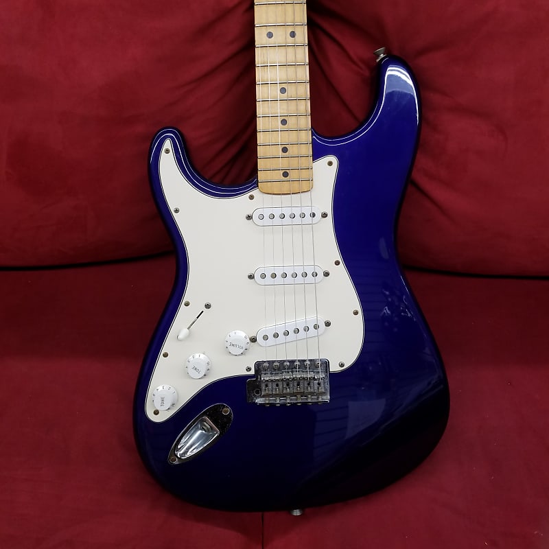 Fender stratocaster outlet navy blue