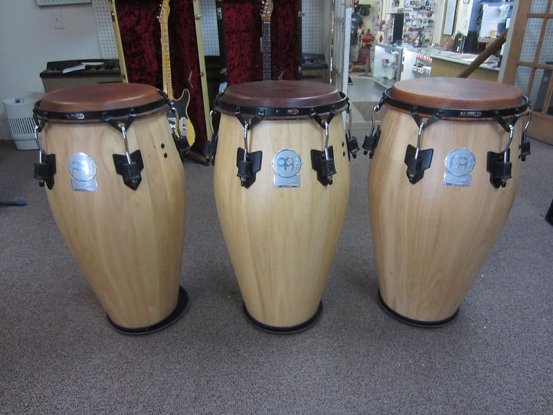 Meinl Luis Conte Conga Set with Manito Heads, Coasters, and 2 Gator Rolling  Bags