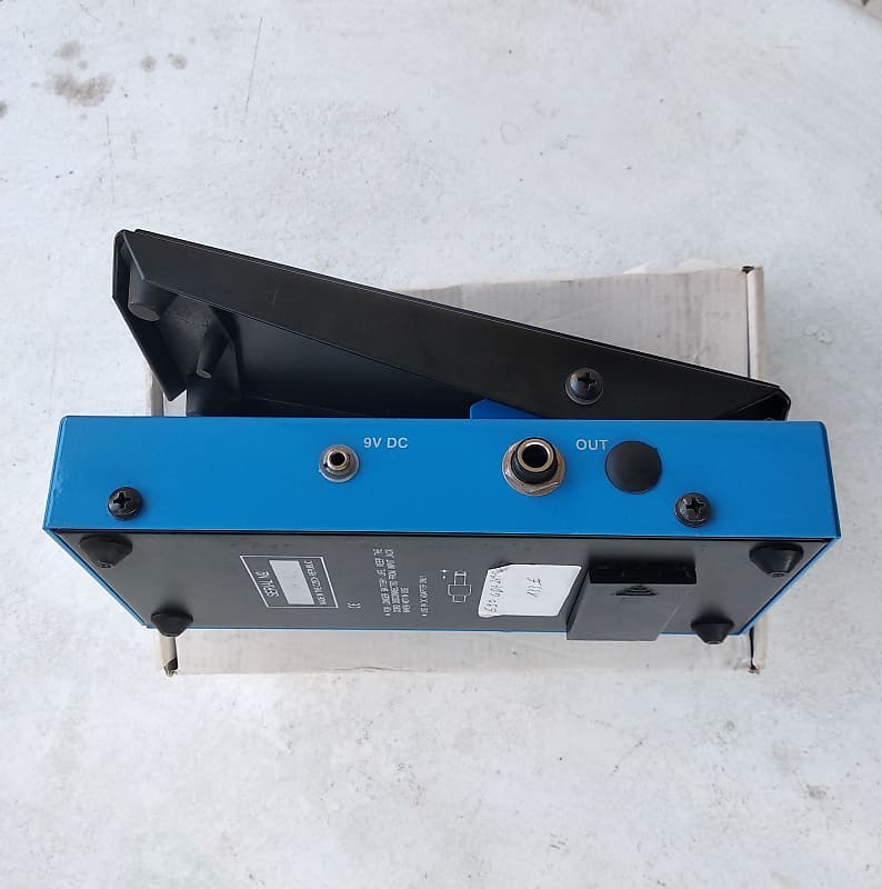 ギター GEORGE DENNIS Tremolo George Dennis GD120 Tremolo Volume | Reverb