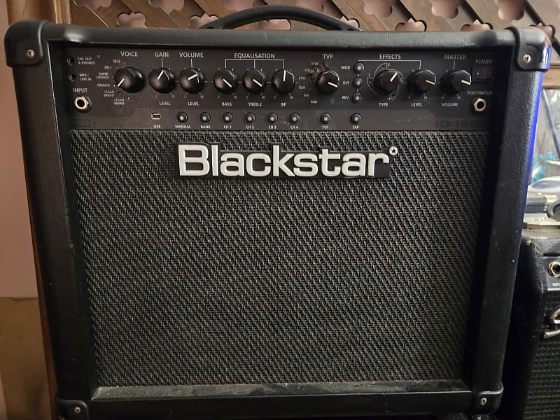 Blackstar ID:15 TVP 15-Watt 1x10" Guitar Combo with Programmable Effects 2010s - Black image 1