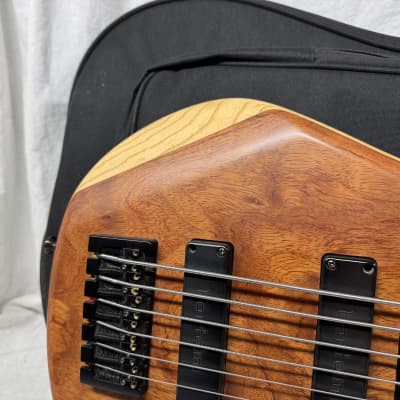 Zon Sonus Custom 6 6-string Bass with Gig Bag image 4