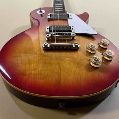 Greco EG800S 1974年製 Maxon U-2000 ハードケース付 Greco EG800S 1974年製 Maxon U-2000 ハードケース付 | Shop at