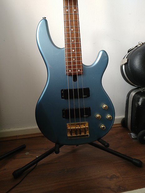 Yamaha bbg4s ii bass top