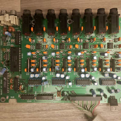 Akai 8 Outputs Board Akai MPC2000 MPC2000XL S2000
