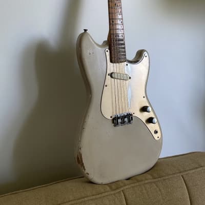 Fender Musicmaster with Maple Fretboard 1956 - 1959