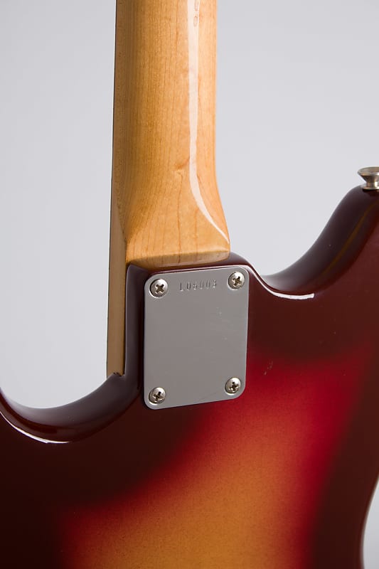 Fender Musicmaster Solid Body Electric Guitar (1963), ser Fender Musicmaster Solid Body Electric Guitar (1963), ser