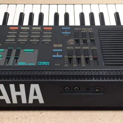 Yamaha PSS 560 Classic FM Synthesizer Keyboard image 8