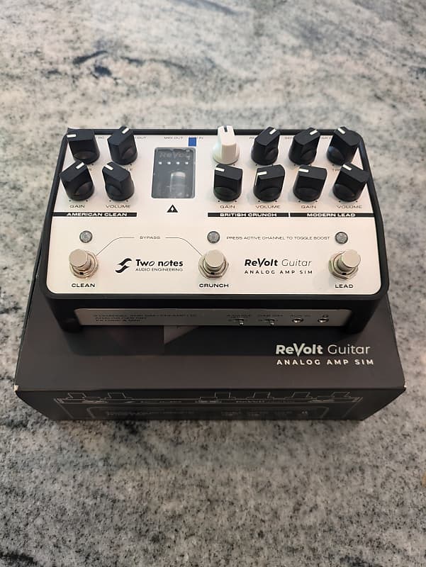Two Notes ReVolt Guitar