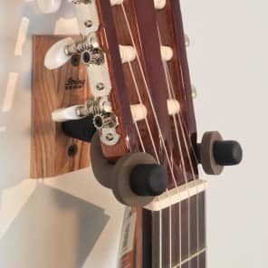 Almansa 401 Cedro Classical Guitar, Cedar/Mahogany image 4