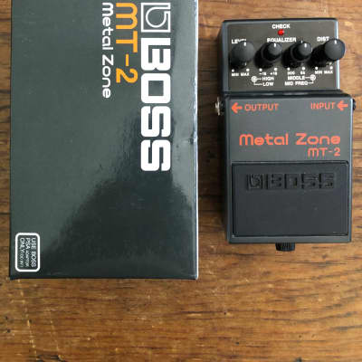 Boss MT-2 Metal Zone Distortion