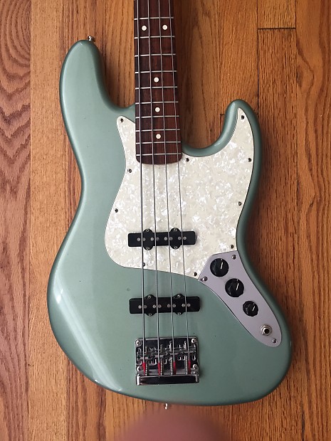 Fender jazz bass sage clearance green