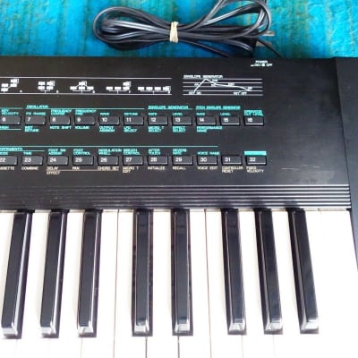 Yamaha V2 (DX11) FM Synthesizer - 80's Yamaha FM Synthesizer DX series - H179 image 6