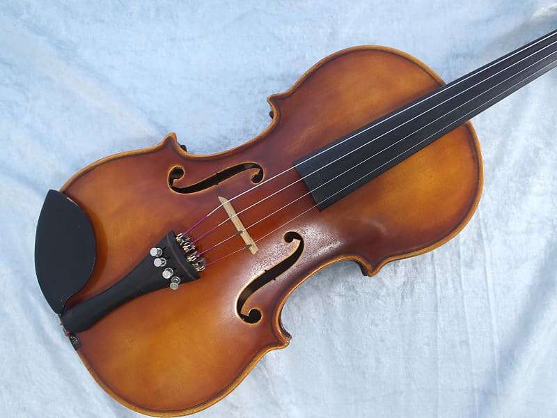 Suzuki Kiso No. 9 Stradivarius 1720 Style Violin 1966