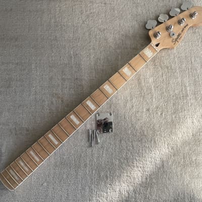 2010 Squier Vintage Modified Jazz Bass '77 Loaded Maple Neck