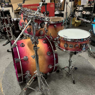 DW Collectors series "Specialty lacquer" 5 piece/hd 2015 - Natural/Majenta Purple Burst image 5