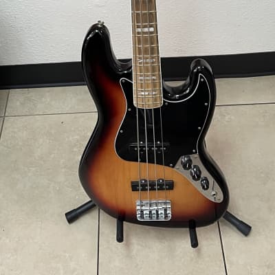 ベース Fender Classic Series 70s Jazz Bass Fender Classic Series '70s Jazz Bass 2017 - 2018 | Reverb