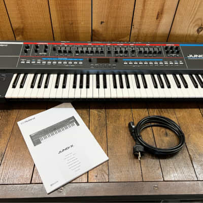 Roland Juno-X 61-Key Programmable Polyphonic Synthesizer 2022 - Present - Black