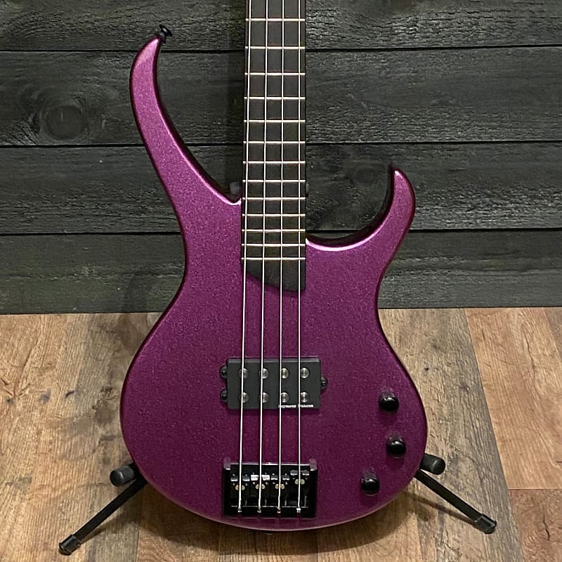 KRAMER Disciple D-1 Bass Thundercracker Purple Metalic-