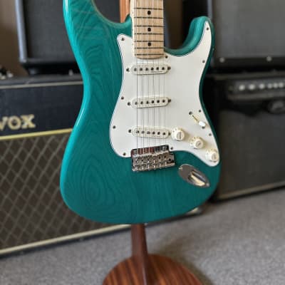 Fender Custom Shop Custom Classic Player V Neck Stratocaster image 2