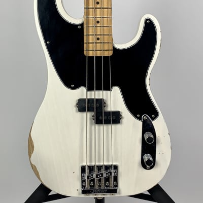 Fender Mike Dirnt Road Worn Artist Series Signature Precision Bass White Blonde for sale