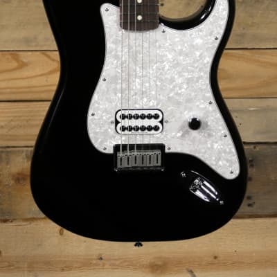 Fender Limited Edition Tom Delonge Stratocaster Electric Guitar Black w/ Gigbag image 2