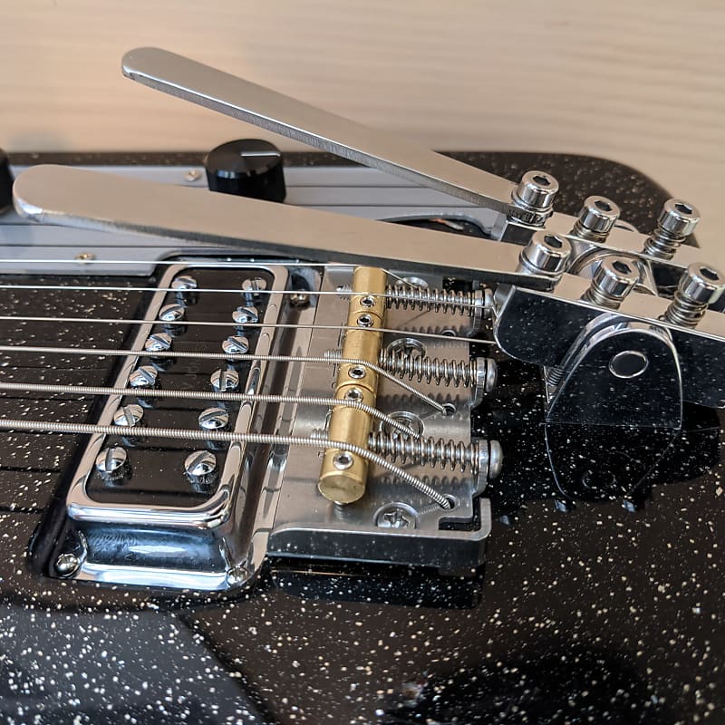 Palm hotsell bender guitar