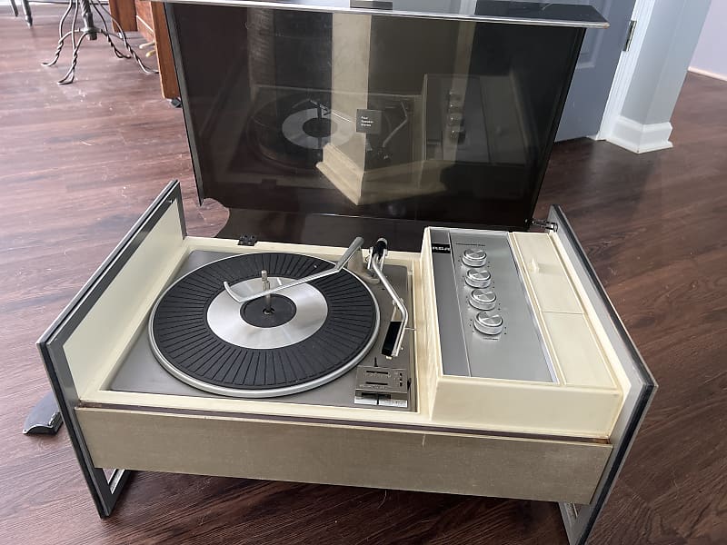 RCA VMP60N 50s or 60s - Champagne  			