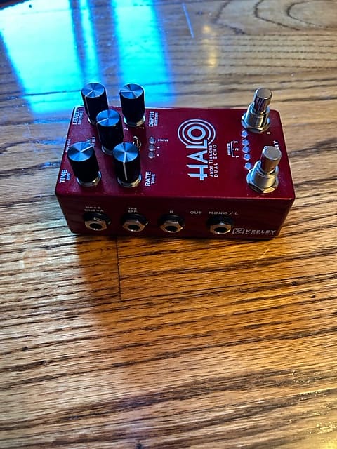 Keeley Halo Andy Timmons Dual Echo Pedal - Andy Apple Red Keeley Halo Andy Timmons Dual Echo Pedal - Andy Apple Red