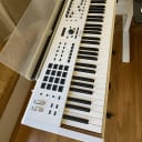 Arturia KeyLab 88 MkII MIDI Controller 2019 - 2021 White