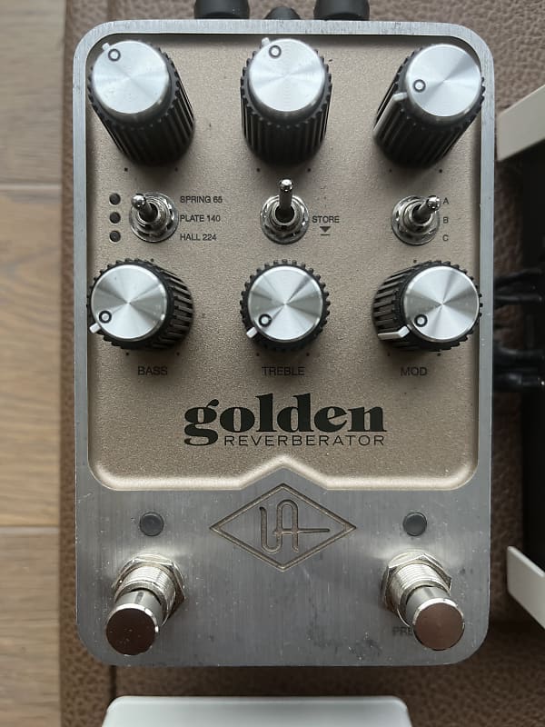 Universal Audio Golden Reverberator
