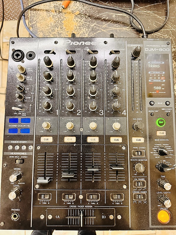 Pioneer DJM-800 Professional DJ Mixer 4-Channel - RIGHT MAIN