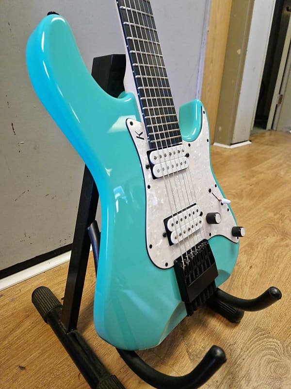 Kiesel DelosHD Bareknuckle ヘッドレス モディファイ Kiesel Guitars HD Headless Delos - YouTube