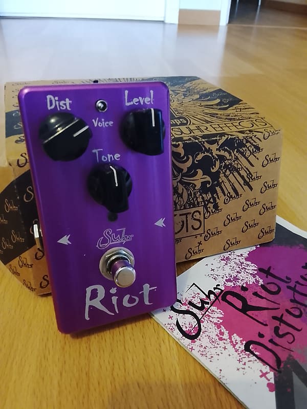Suhr Riot