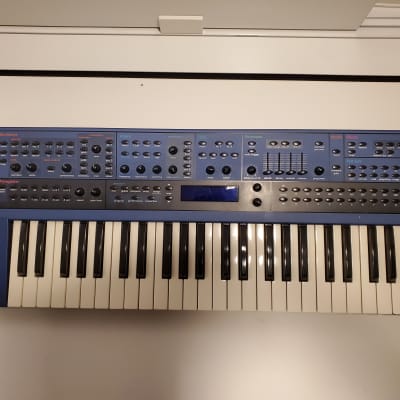 Novation Nova II 49-Key 24-Voice Synthesizer 2004 - Blue