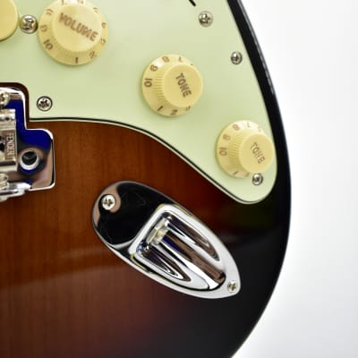 Fender Vintera 60s Stratocaster 3ts 3 tones sunburst W/Gigbag 3525gr imagen 5