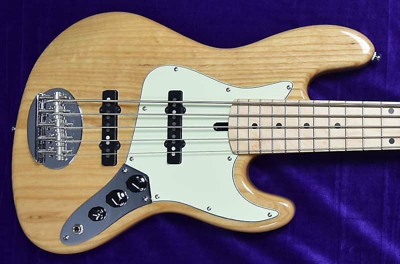 Lakland Skyline 55-60 (Joe Osborn) 5 String Jazz Bass