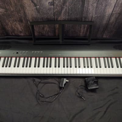 Piano Roland GO:Piano88