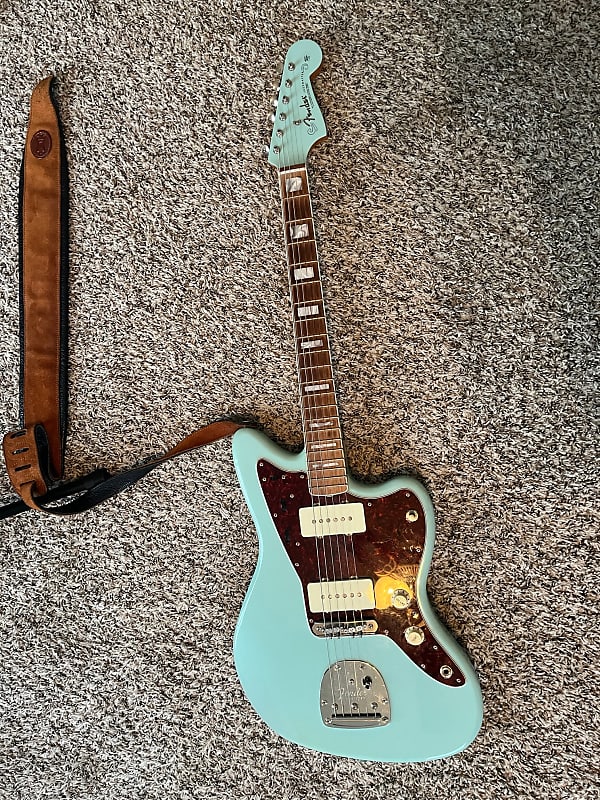 Fender Limited Edition 60th Anniversary Classic Jazzmaster with