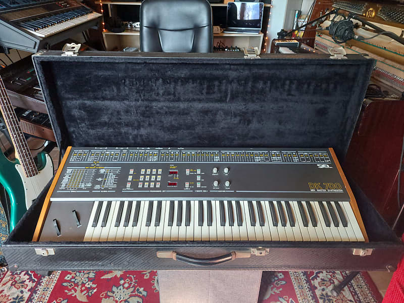Siel DK700 - Ultra Rare Analog Synth (Collector's Item) + Case ( SERVICED) image 1