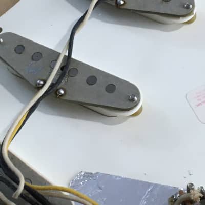 Grey Bobbin Lefty Alnico Single Coil Vintage Reissue Strat Pickup Set for Fender Custom Guitar CTS Pots Wiring Harness image 7