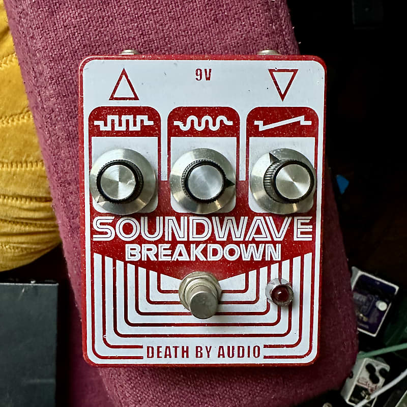 Death By Audio Soundwave Breakdown