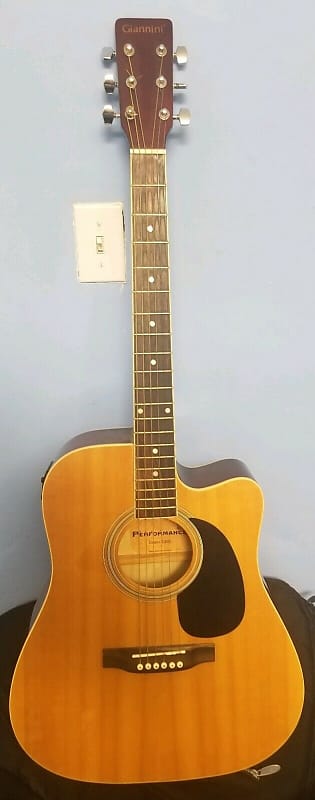 Giannini performance outlet guitar