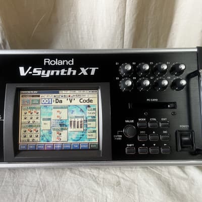 Roland V-Synth XT Rackmount Digital Synthesizer