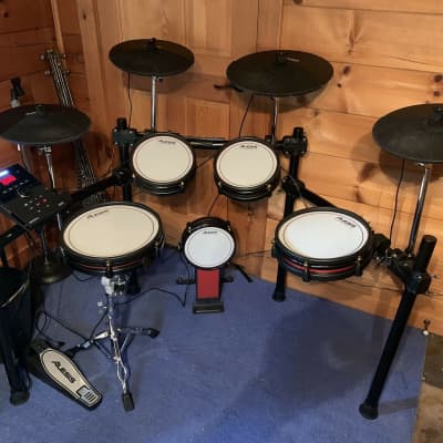 Alesis Crimson II SE 9-Piece Electronic Drum Kit With Mesh Heads 