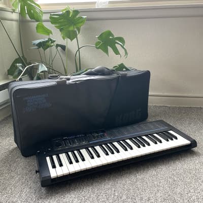 Korg Poly-800 MK II w/ Orig. case!