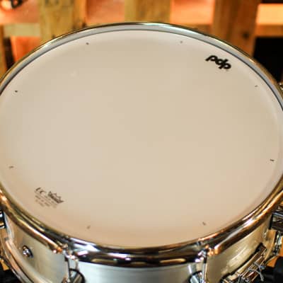 PDP 6.5x14 Concept Dual-beaded Brushed Aluminum Snare Drum - PDSN6514NBAC image 5
