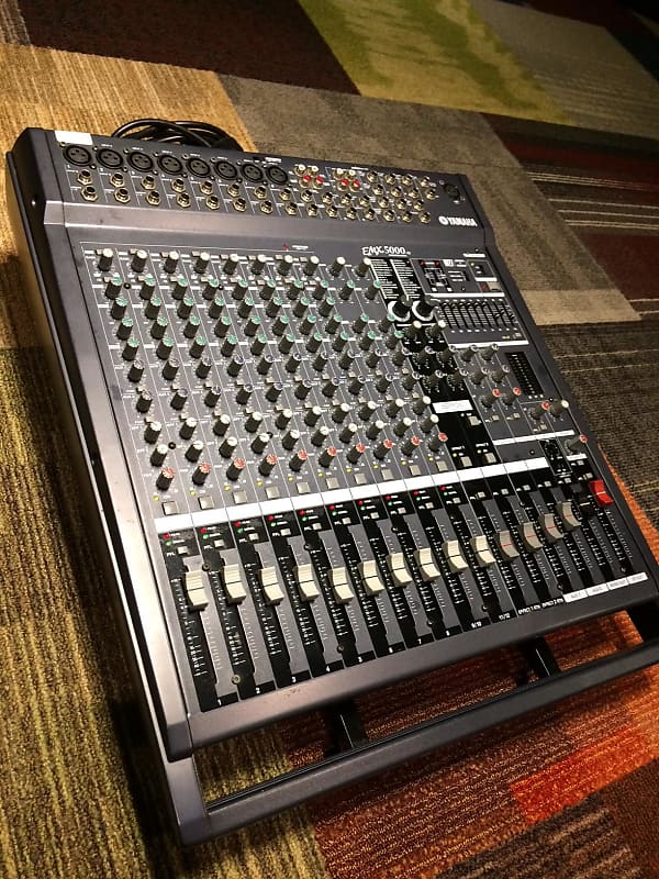 Yamaha EMX5000-12 12 Channel 1000w Powered Mixer | Reverb