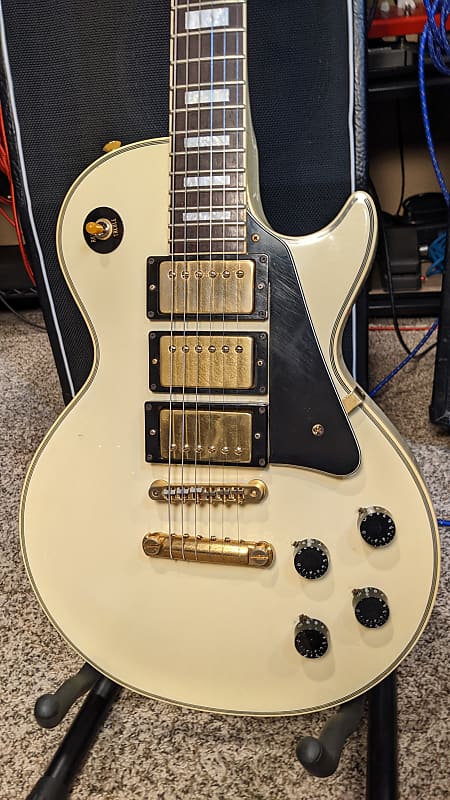 1987 Greco EGC-700 Japan, White 3-Pickup Les Paul Custom