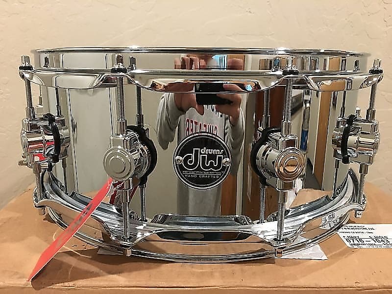 DW 5.5x14" Performance Series Chrome over Steel Snare Drum image 1