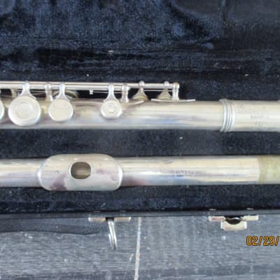 Gemeinhardt 2SP Straght-Headjoint Flute with Offset G. Made in USA image 3